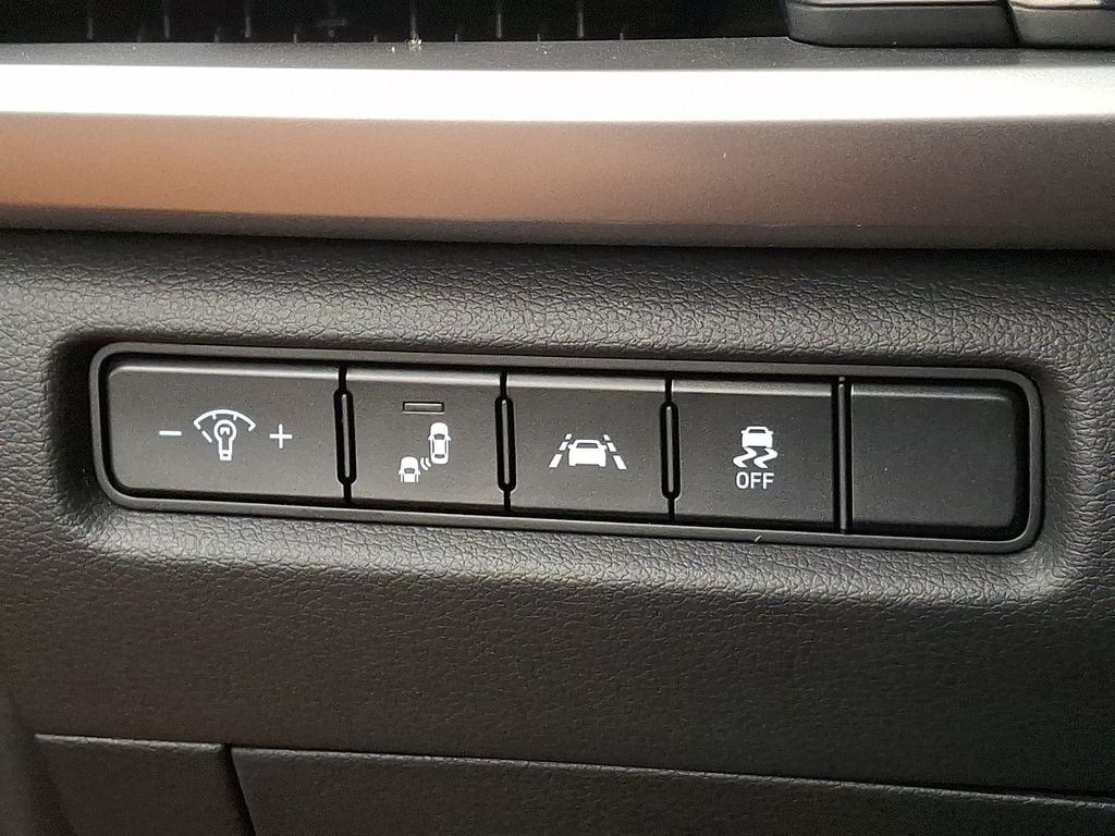 Thumbnail: 2021 Kia Telluride - 22