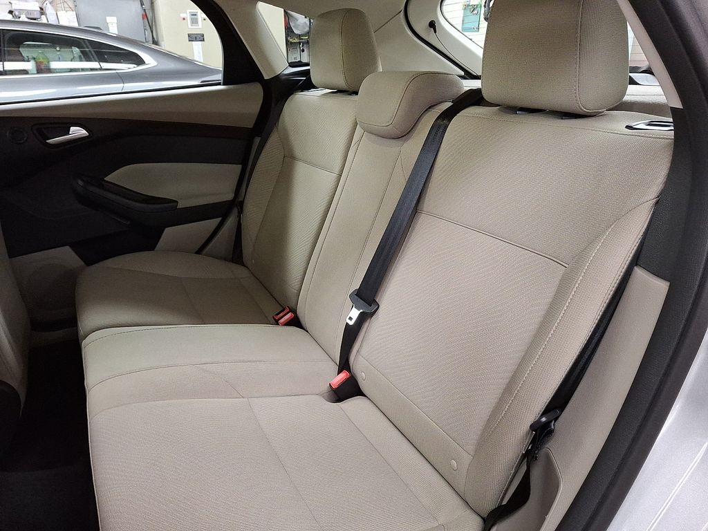 2016 Ford Focus Electric - Photo 7