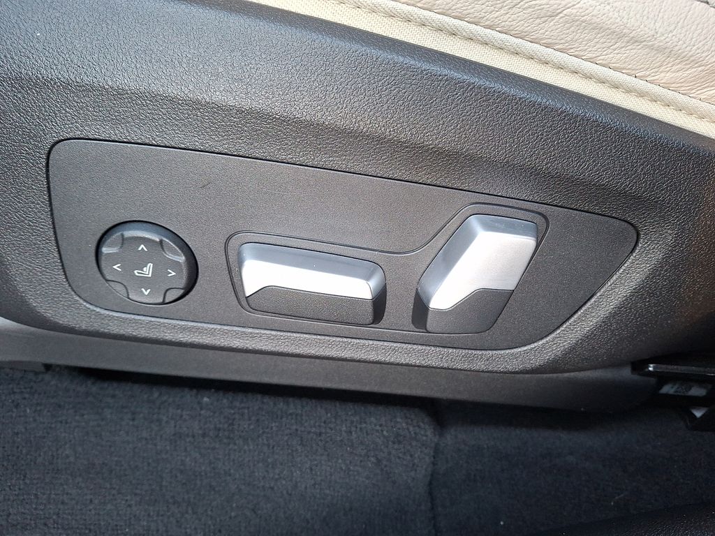 Thumbnail: 2024 BMW X3 - 10