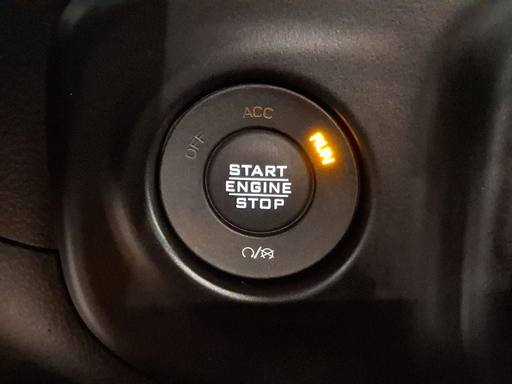 Thumbnail: 2022 Jeep Gladiator - 18