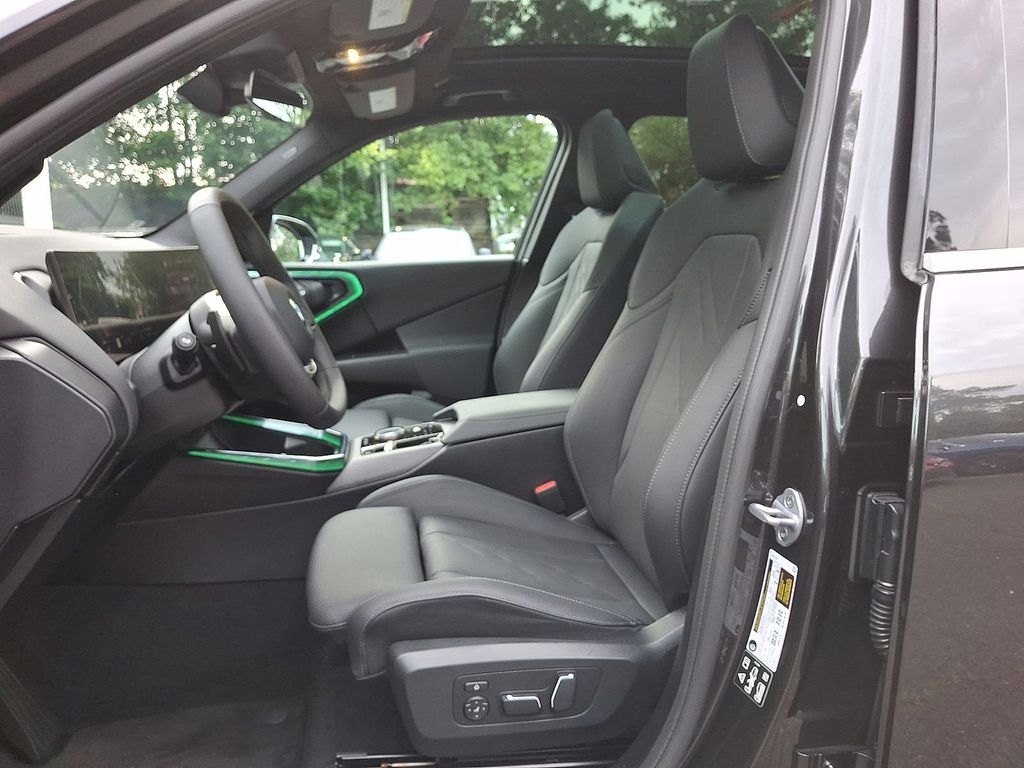 2025 BMW X3 3.0i 11