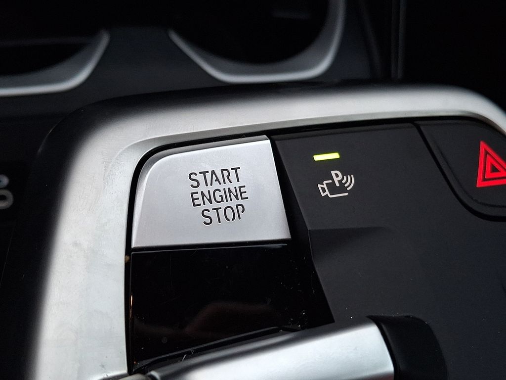 Thumbnail: 2025 BMW X1 - 21