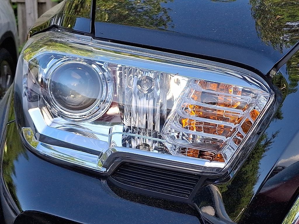 2022 Toyota Tacoma  7