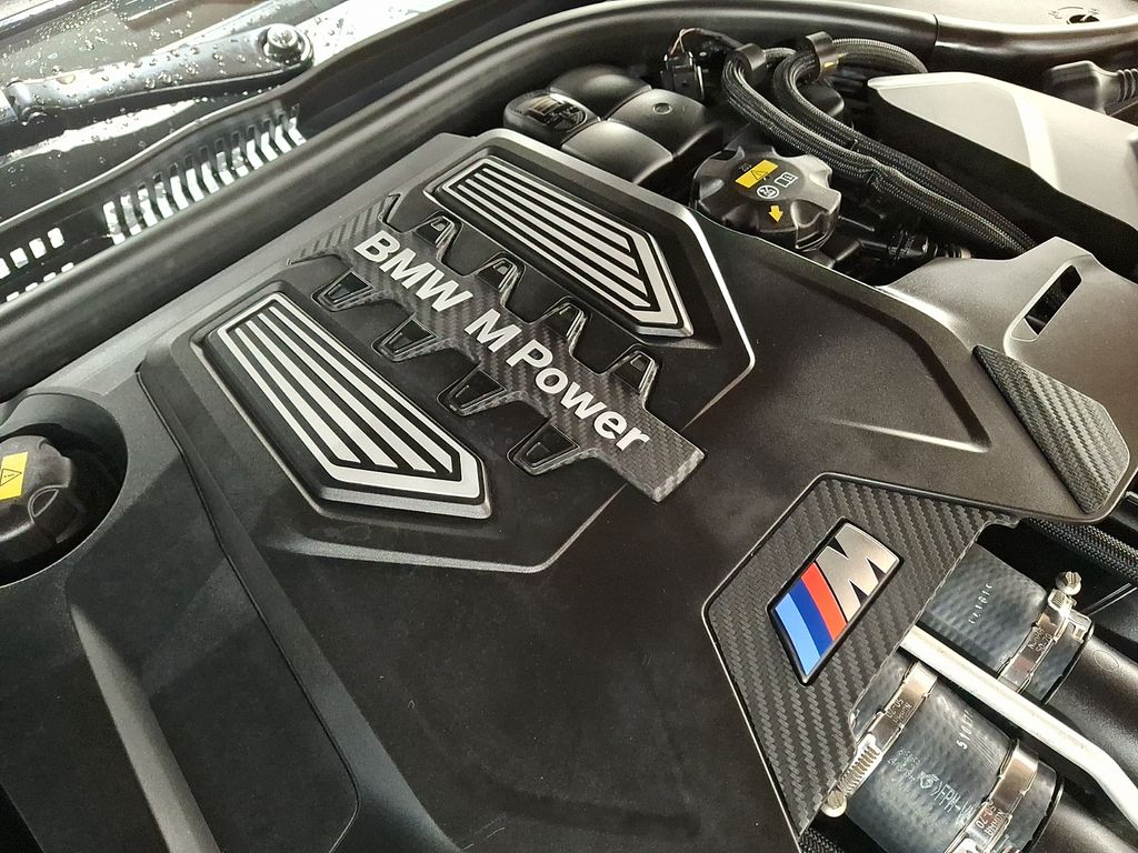 Thumbnail: 2020 BMW M8 - 29