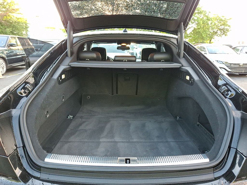 Thumbnail: 2016 Audi A7 - 27