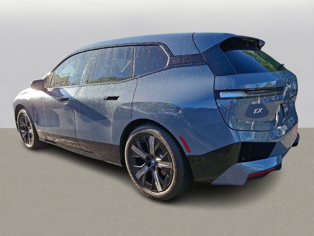 Thumbnail: 2023 BMW iX - 5