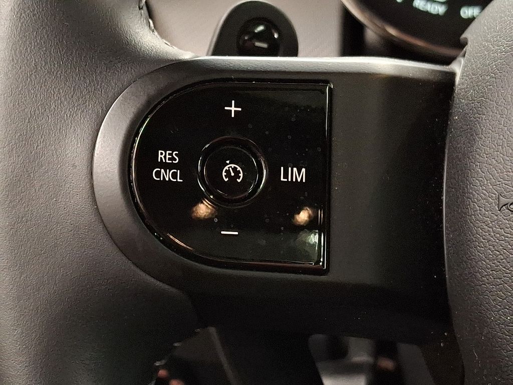 Thumbnail: 2024 MINI Cooper Hardtop - 17