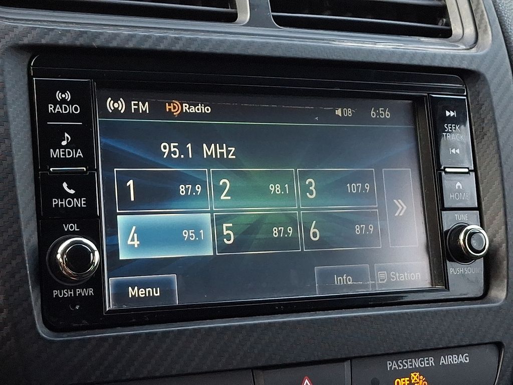 2022 Mitsubishi Outlander Sport ES 14