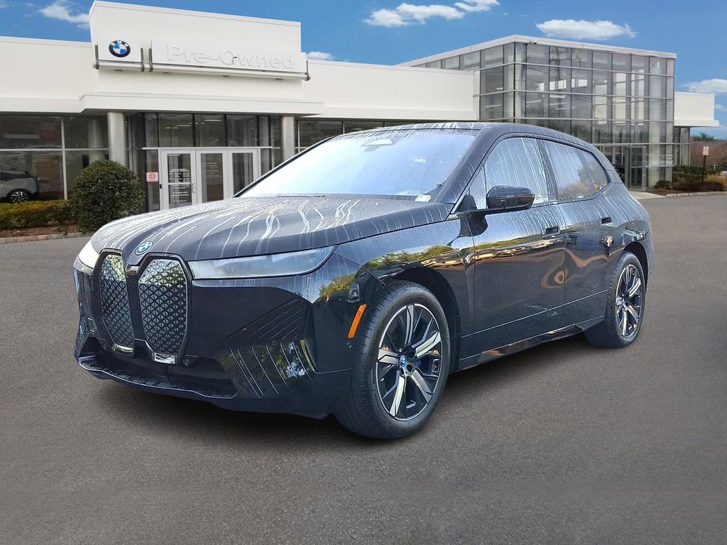Thumbnail: 2023 BMW iX - 1