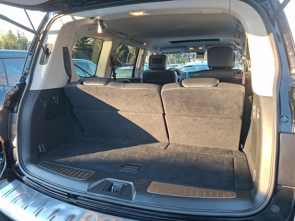 Thumbnail: 2016 INFINITI QX80 - 29