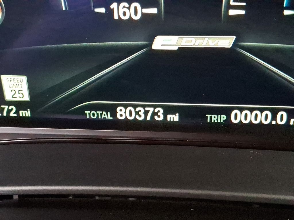 Thumbnail: 2018 BMW 5 Series - 16