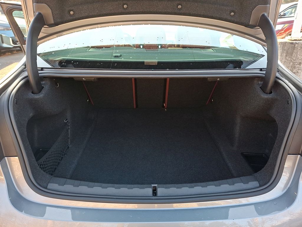 Thumbnail: 2023 BMW 3 Series - 26