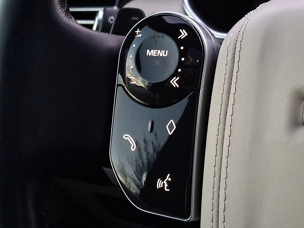 Thumbnail: 2022 Land Rover Range Rover - 15