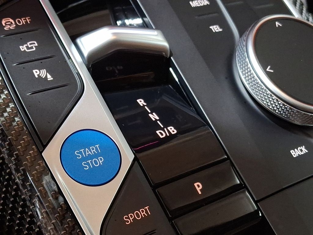 Thumbnail: 2025 BMW i4 - 13