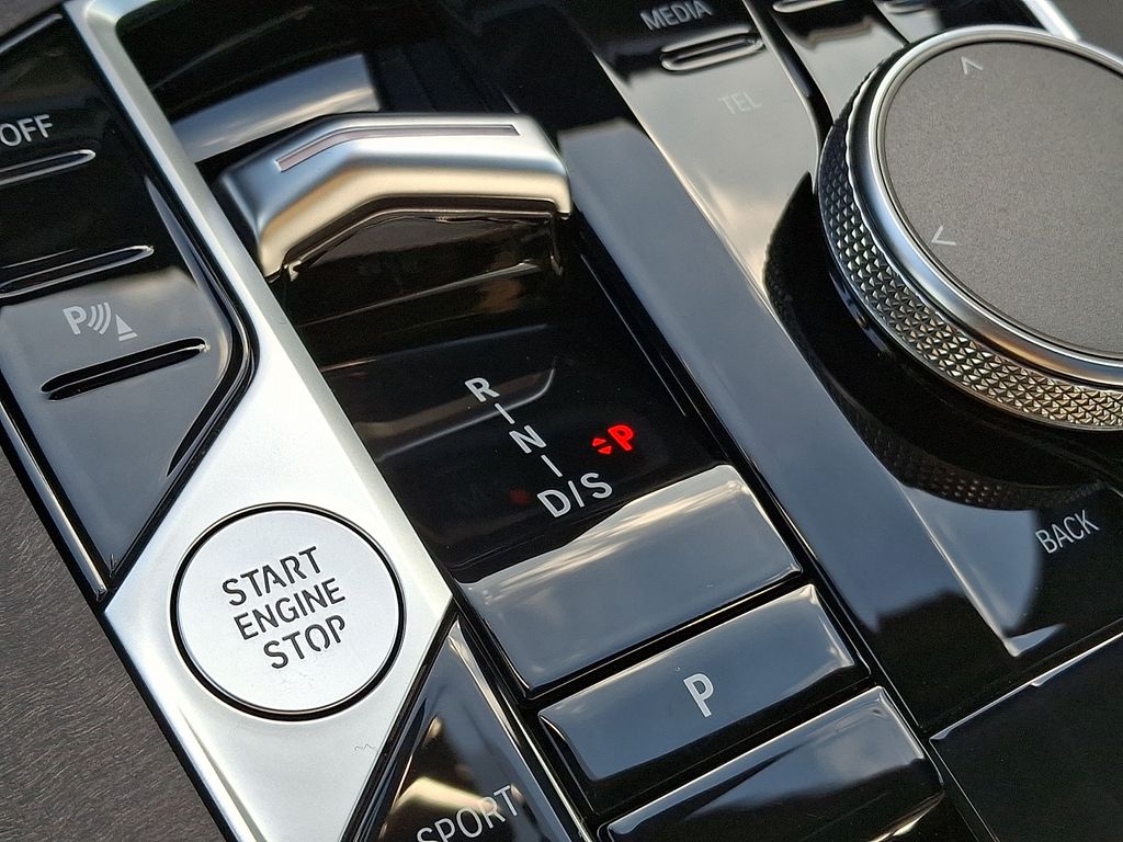 Thumbnail: 2024 BMW X5 - 12