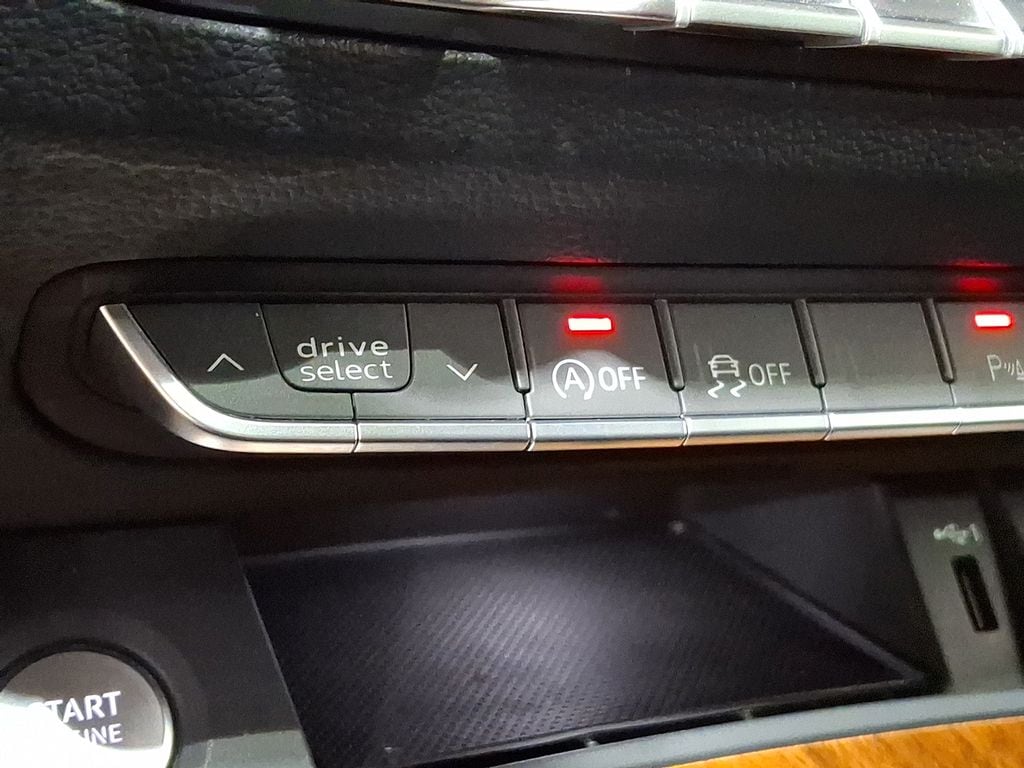 Thumbnail: 2023 Audi Q5 - 19