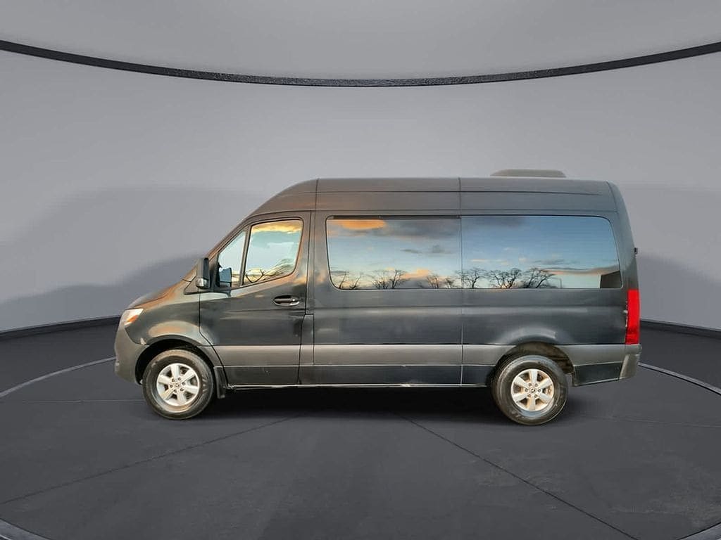 Thumbnail: 2019 Mercedes-Benz Sprinter - 7
