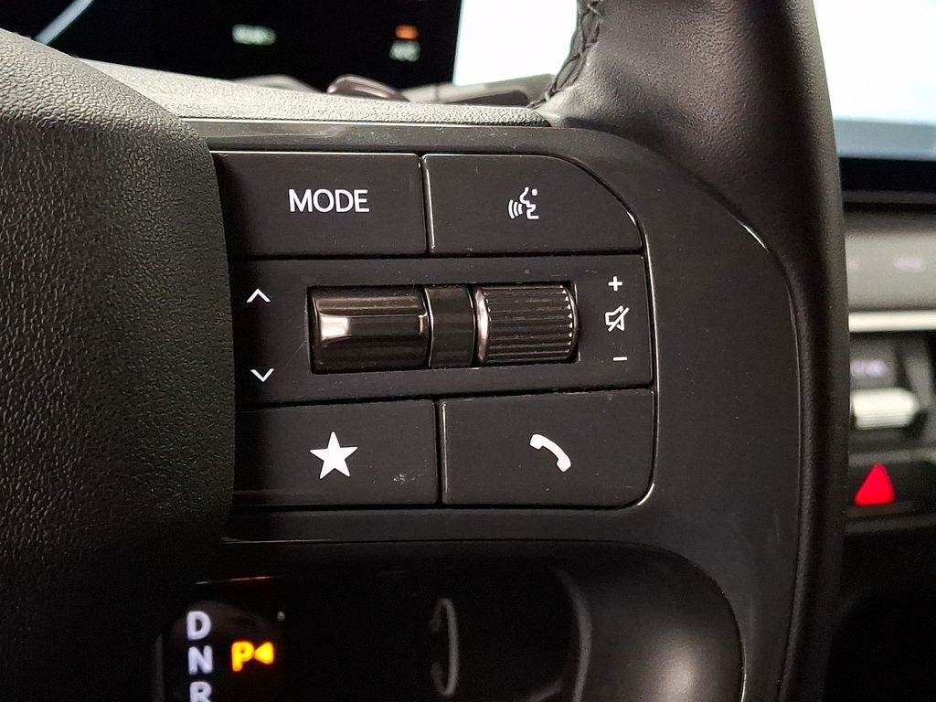 Thumbnail: 2024 Kia EV9 - 18