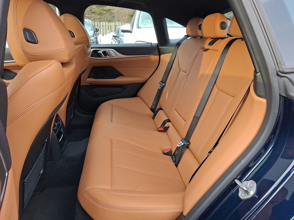 Thumbnail: 2023 BMW i4 - 8