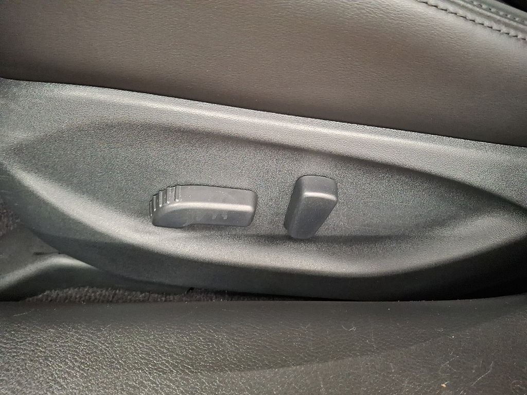 Thumbnail: 2021 INFINITI Q50 - 11