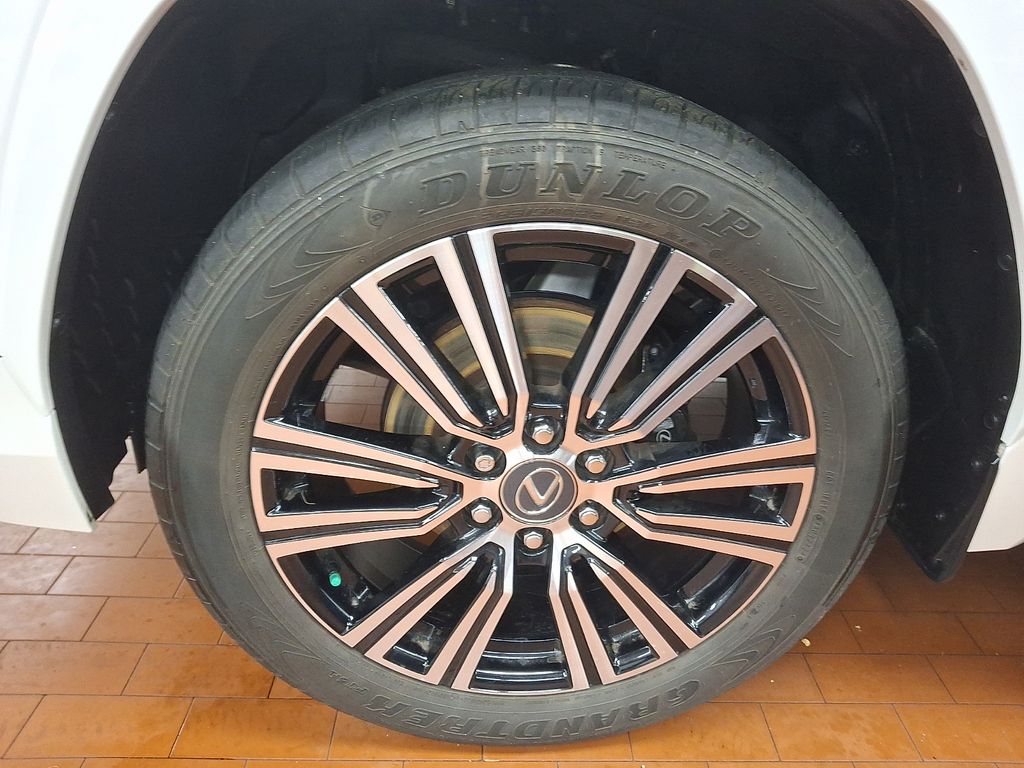 Thumbnail: 2024 Lexus LX - 6