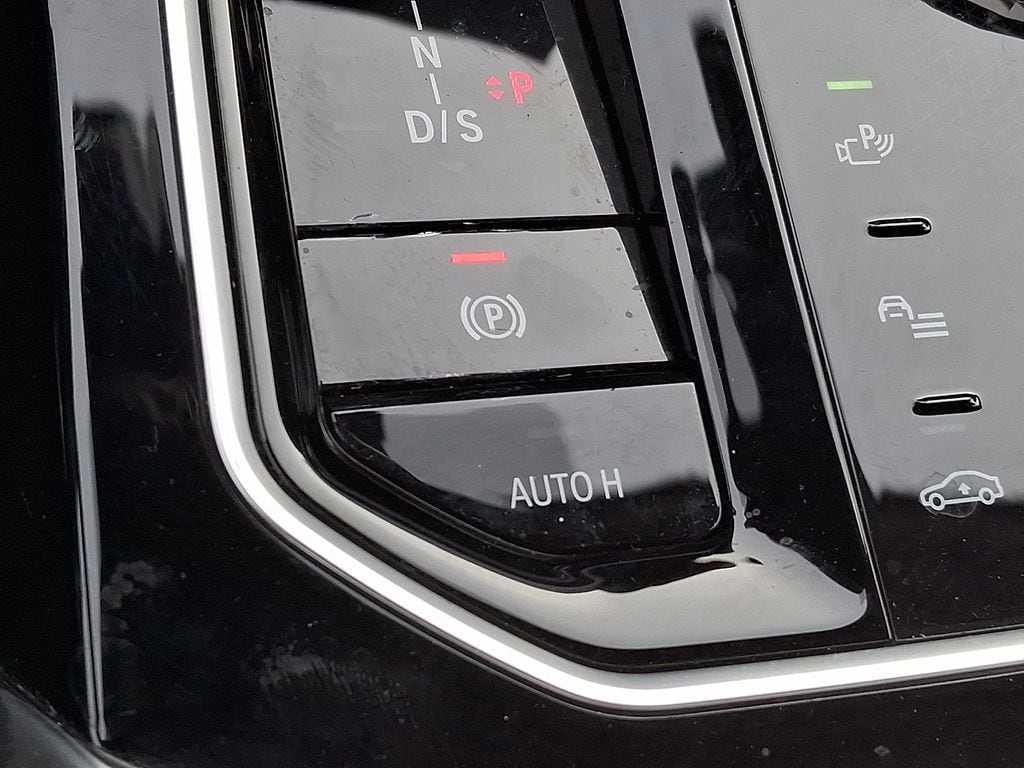 Thumbnail: 2023 BMW 7 Series - 19