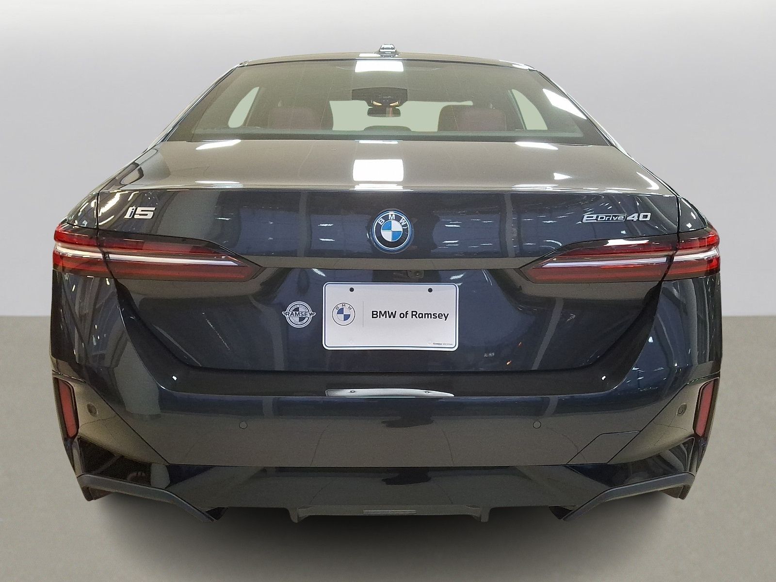 Thumbnail: 2025 BMW i5 - 5