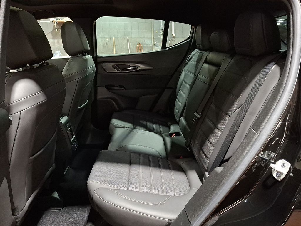 Thumbnail: 2024 Alfa Romeo Tonale - 7