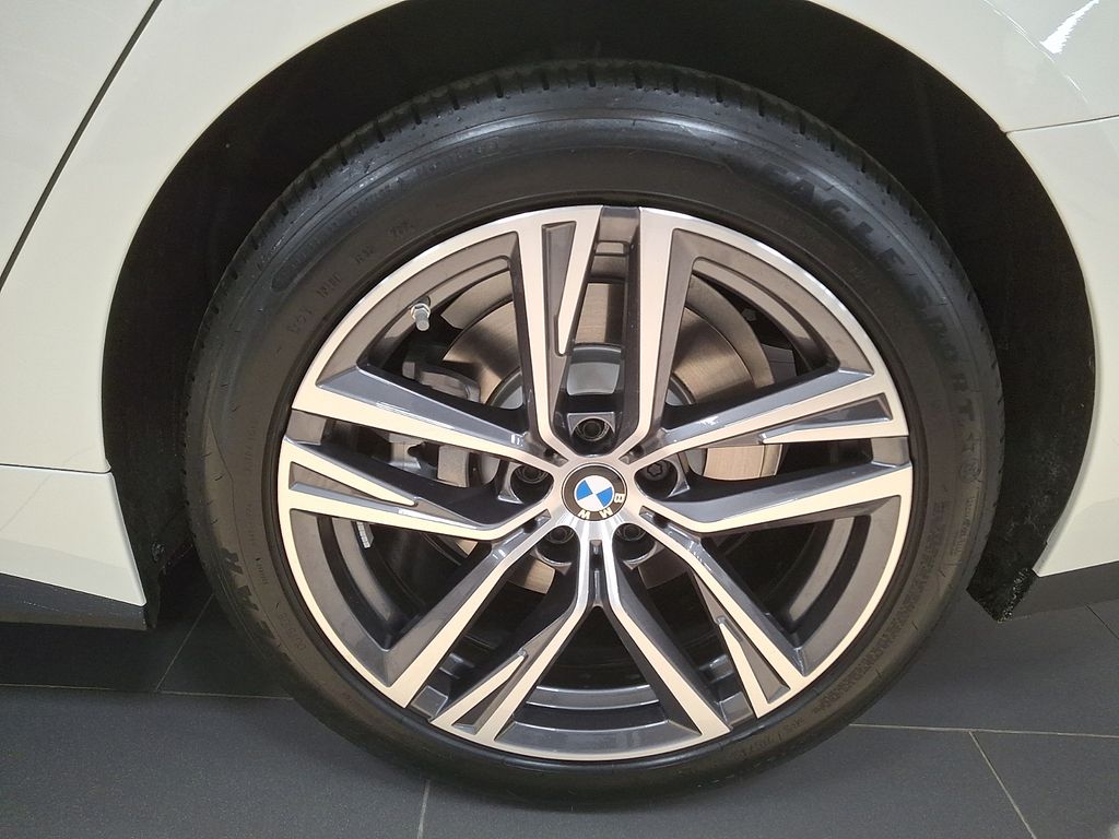 Thumbnail: 2026 BMW 4 Series - 6
