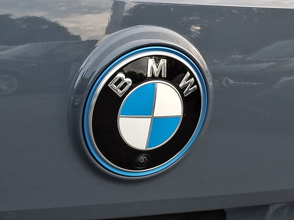 Thumbnail: 2024 BMW iX - 29