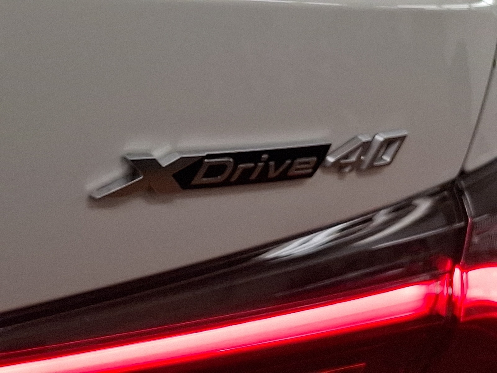 Thumbnail: 2025 BMW i4 - 28