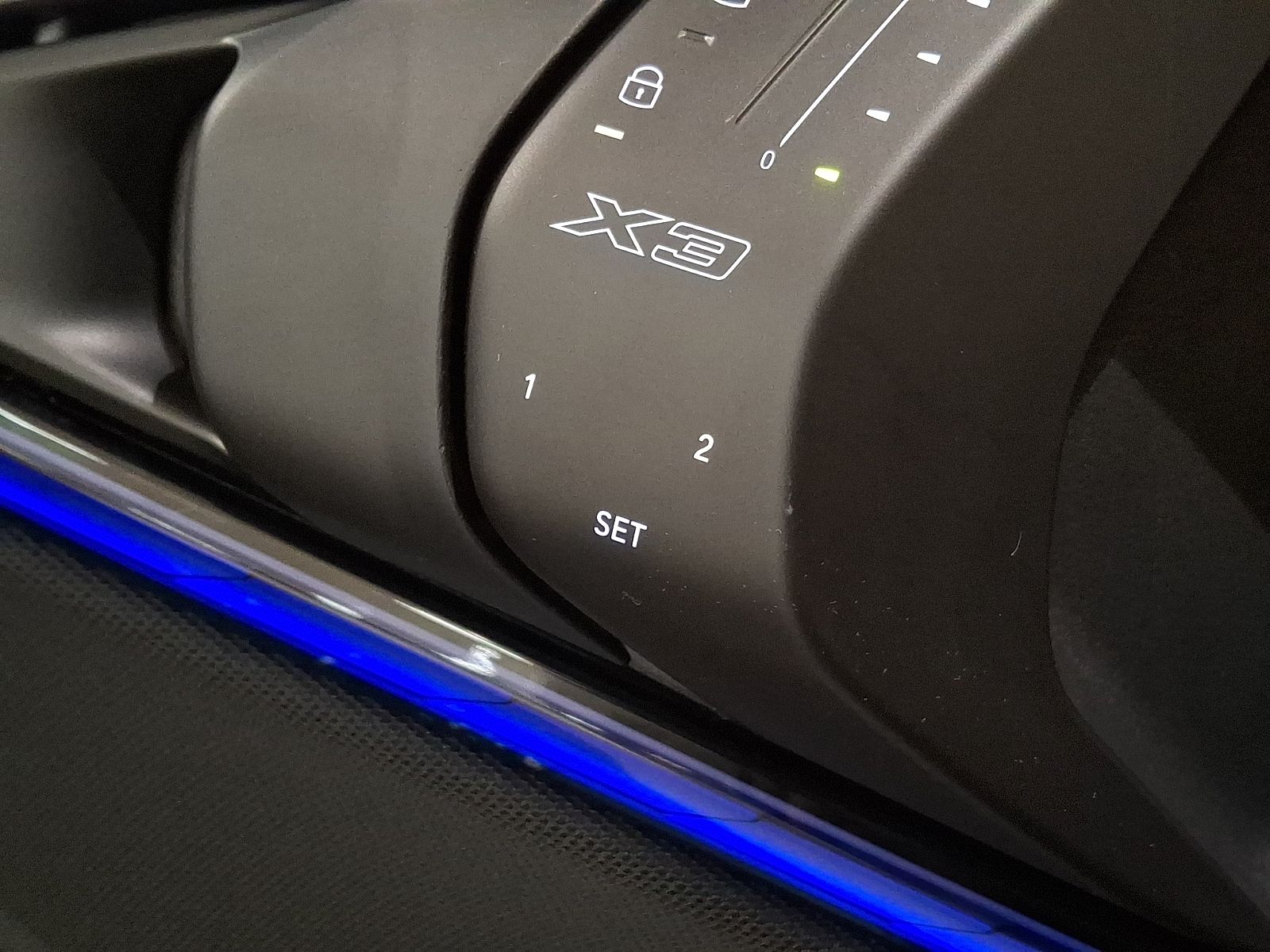 Thumbnail: 2025 BMW X3 - 22