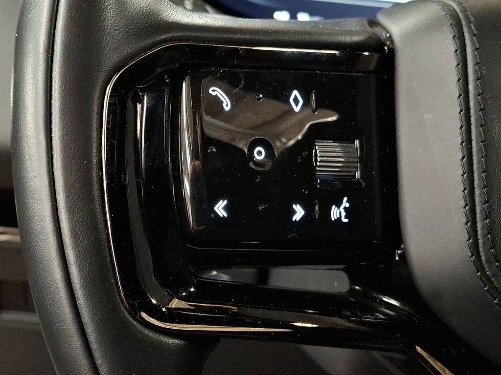 Thumbnail: 2023 Land Rover Range Rover Sport - 17