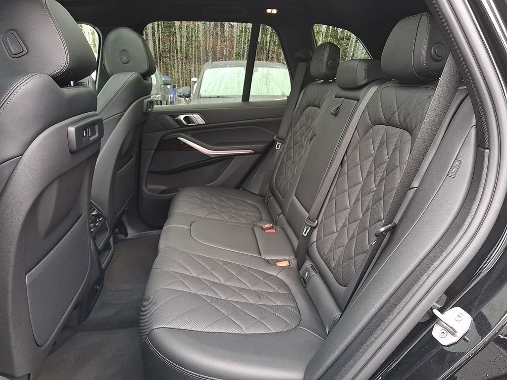 Thumbnail: 2023 BMW X5 - 8