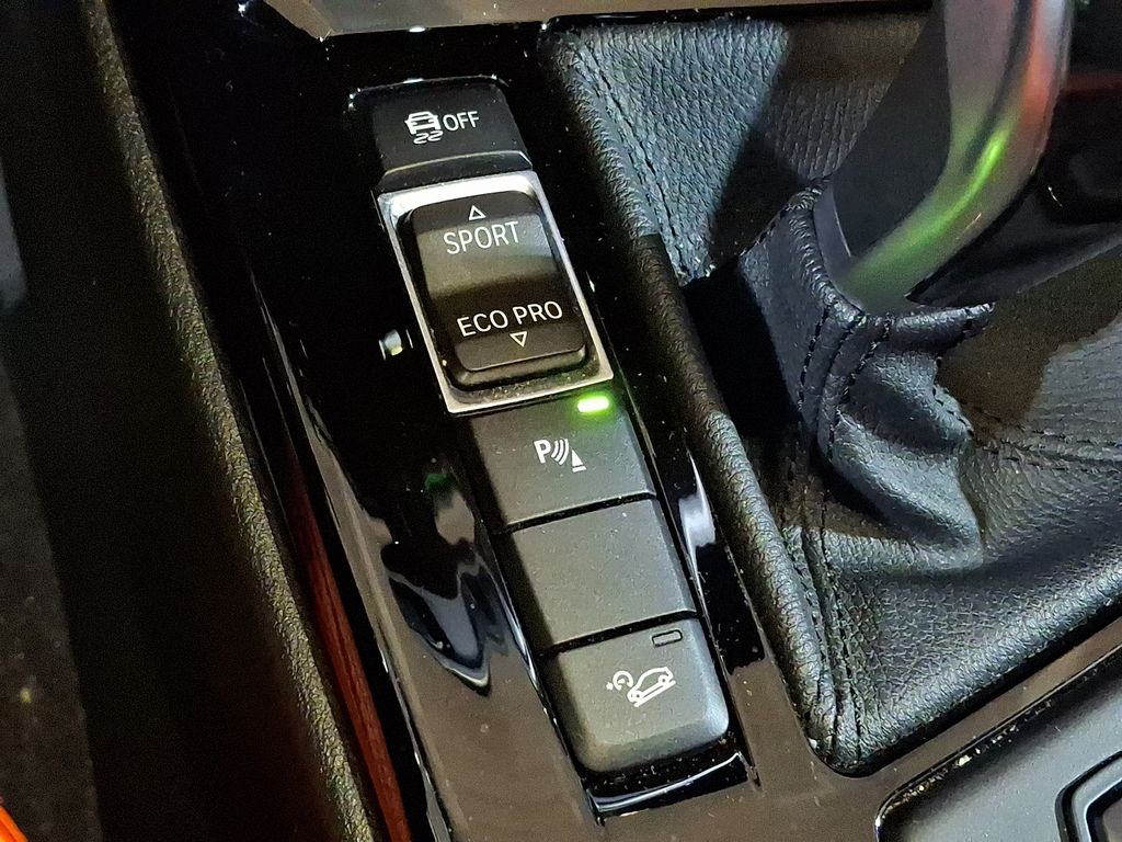 Thumbnail: 2022 BMW X2 - 20