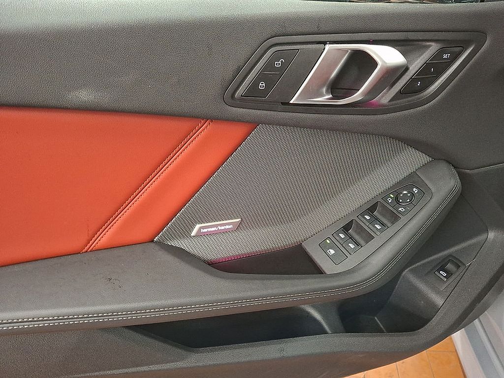 Thumbnail: 2025 BMW 2 Series - 9