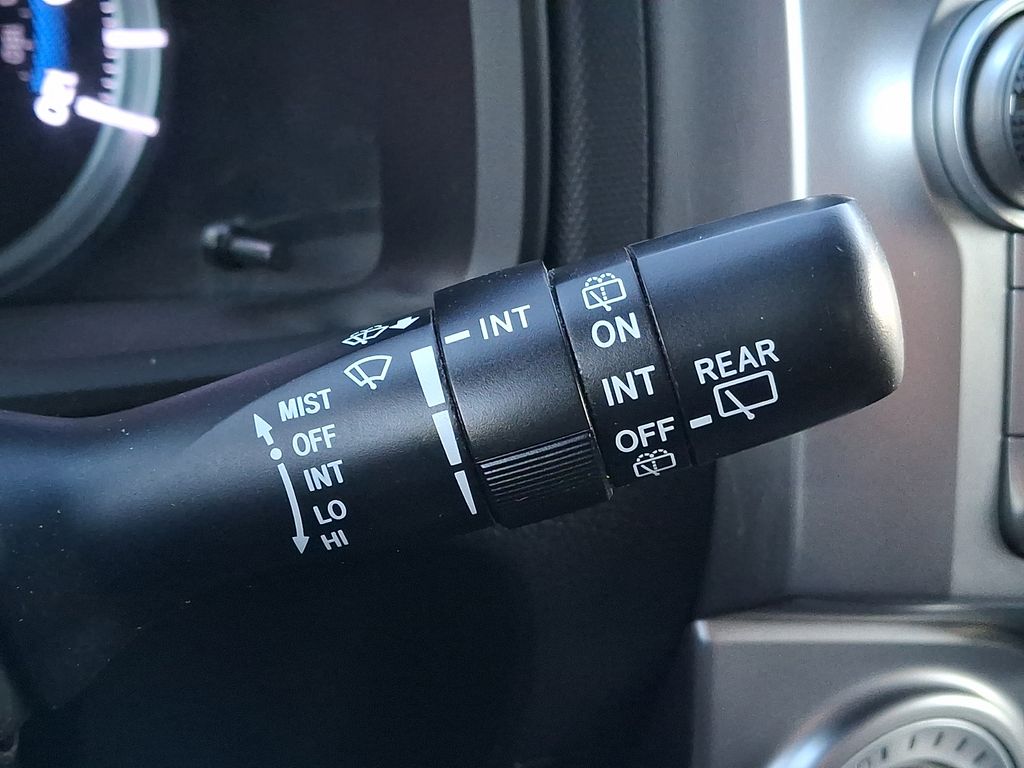 Thumbnail: 2017 Toyota 4Runner - 19