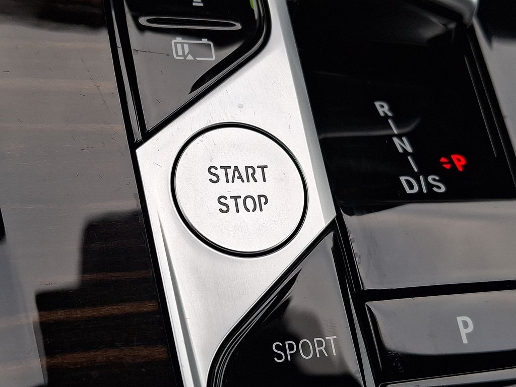 Thumbnail: 2026 BMW X5 - 20