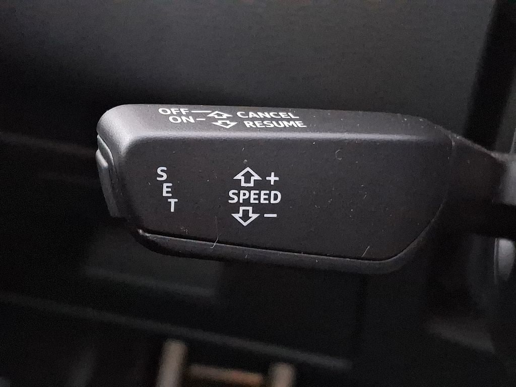 Thumbnail: 2020 Audi S6 - 18