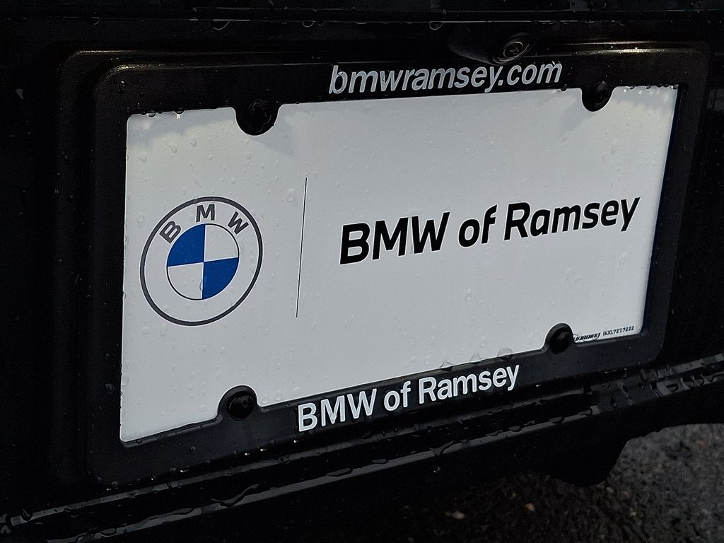 Thumbnail: 2025 BMW X4 - 31