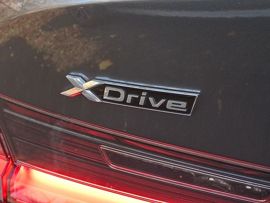 Thumbnail: 2019 BMW 3 Series - 30