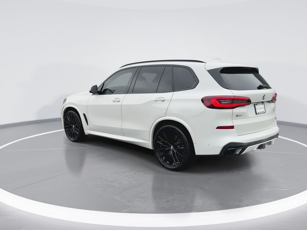 Thumbnail: 2022 BMW X5 - 6