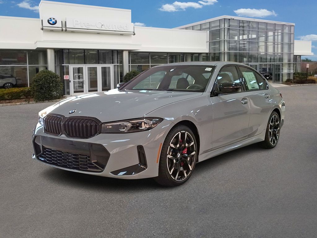 Thumbnail: 2026 BMW 3 Series - 1