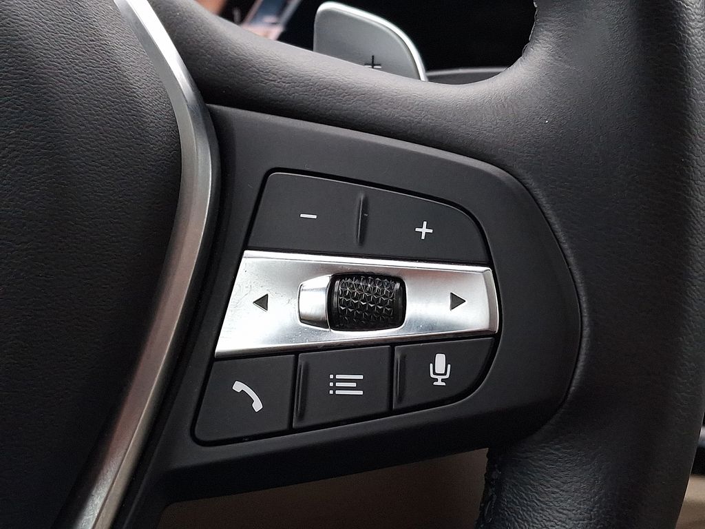 Thumbnail: 2023 BMW 3 Series - 18