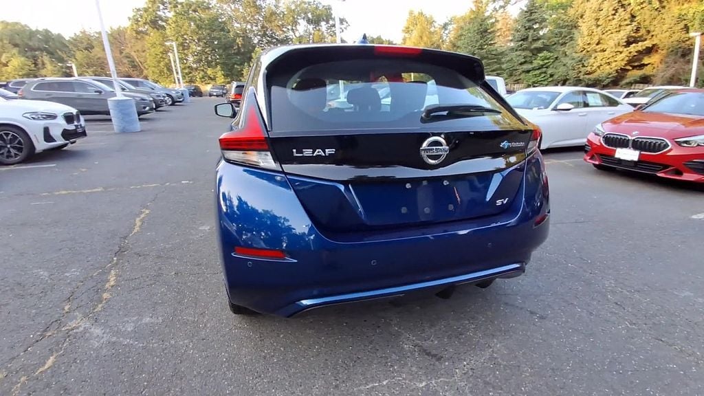 Thumbnail: 2022 Nissan Leaf - 7