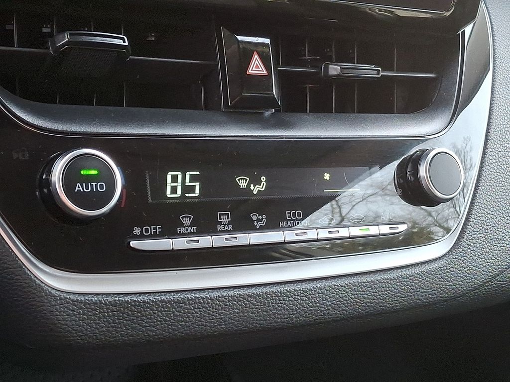 Thumbnail: 2023 Toyota Corolla - 14