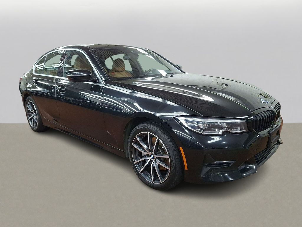 Thumbnail: 2020 BMW 3 Series - 3