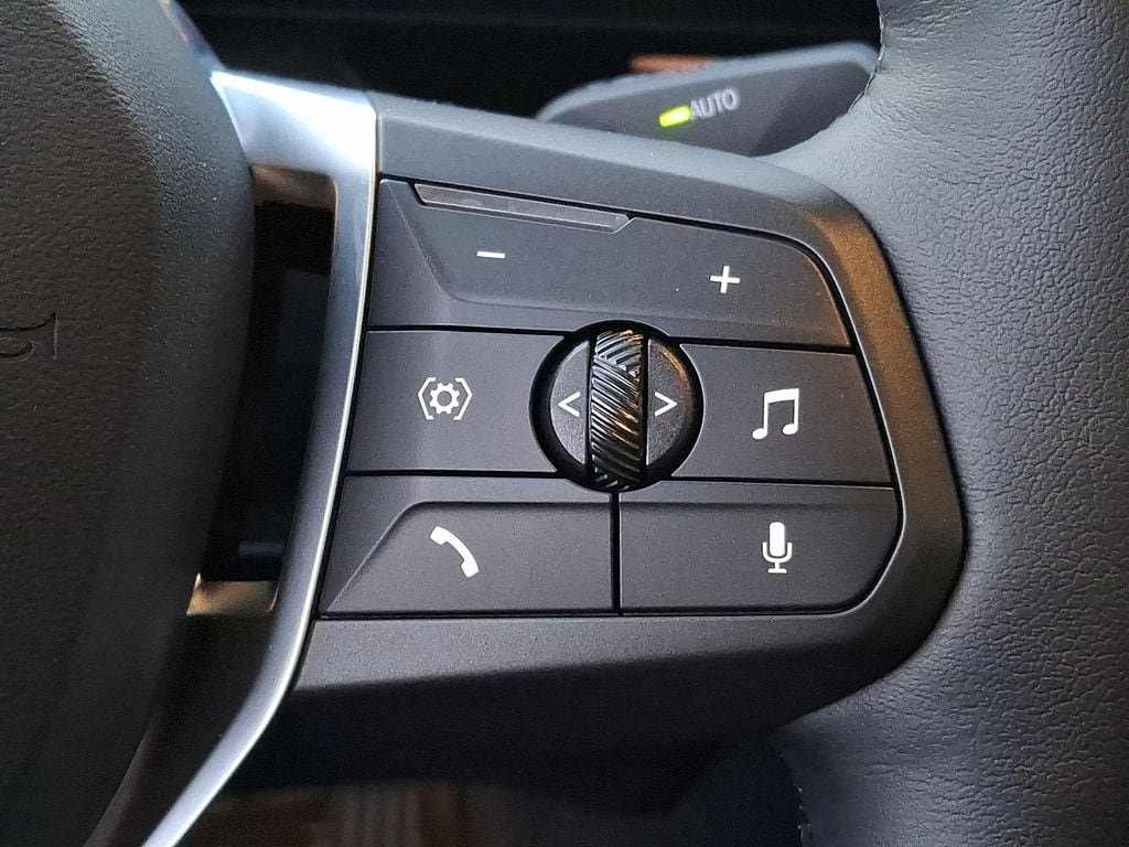 Thumbnail: 2025 BMW X2 - 15