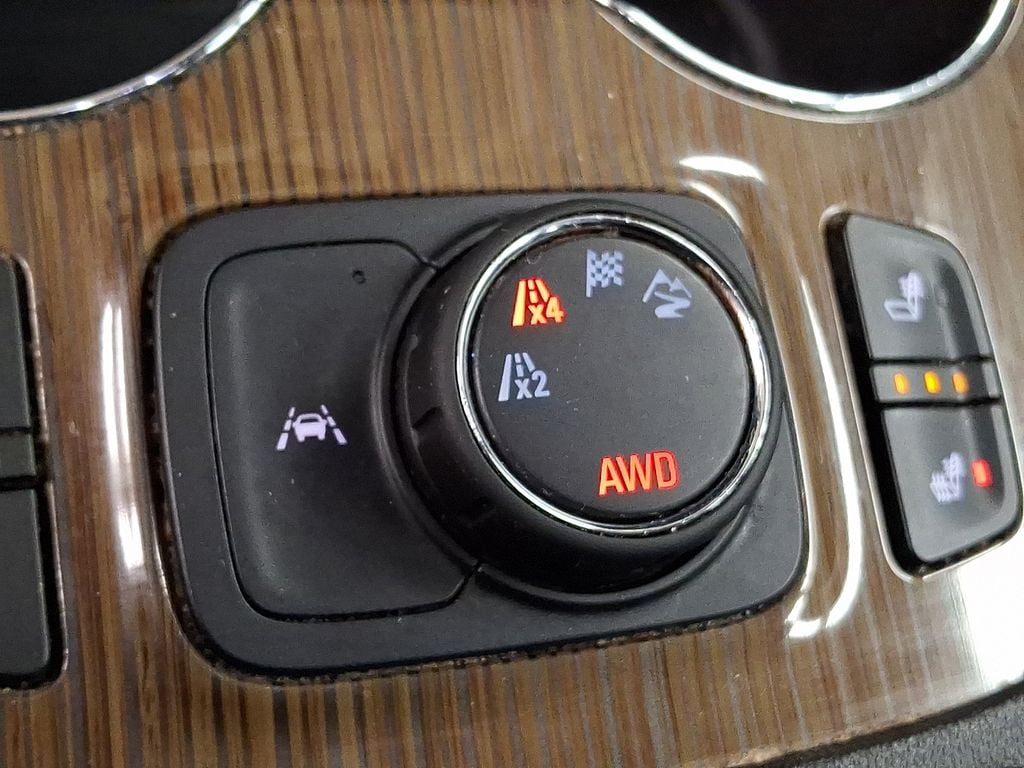 Thumbnail: 2021 GMC Acadia - 21