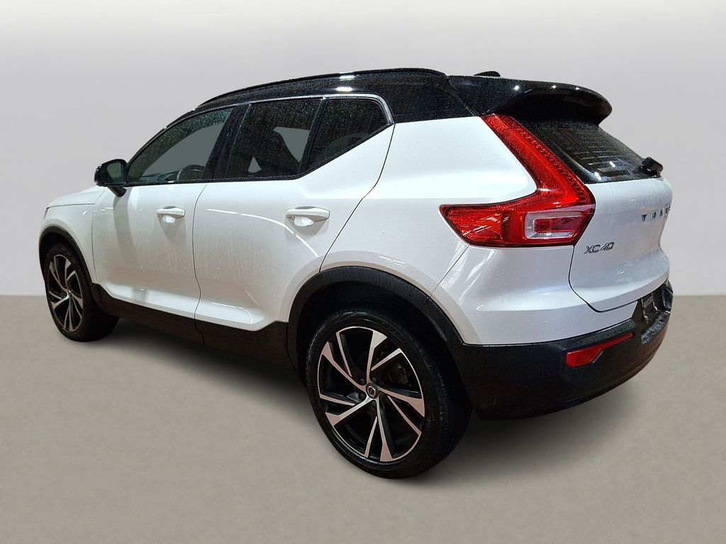 Thumbnail: 2021 Volvo XC40 - 5